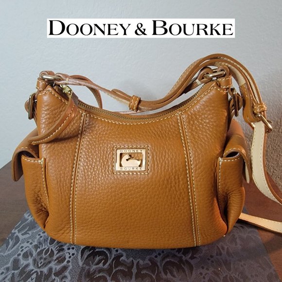 Dooney & Bourke Handbags - Dooney & Bourke Pocket Sac Crossbody